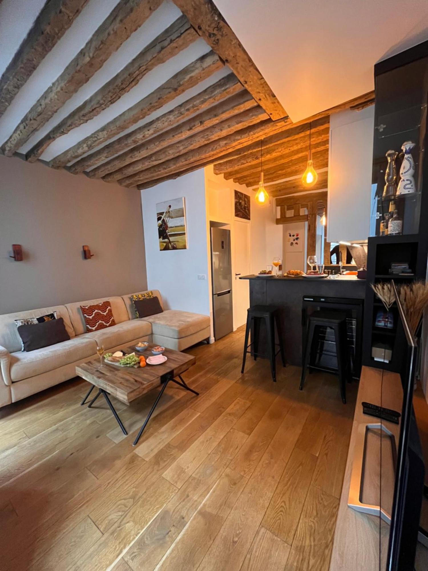 Appartement A Saint-Paul En Plein Coeur Du Marais 4 Pers Paris Ngoại thất bức ảnh